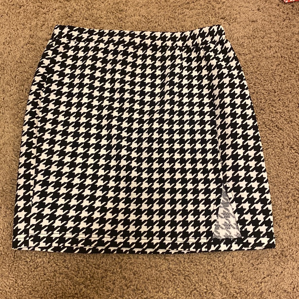 Houndstooth Print Spilt Hem